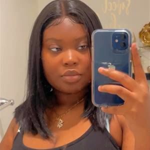 Meet your Posher, Destinee